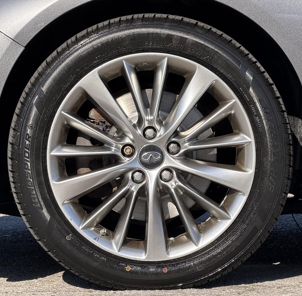 2018 Infiniti Q50 2.0T Luxe AWD Photo