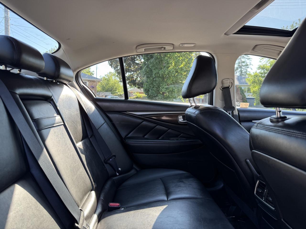 2018 Infiniti Q50 2.0T Luxe AWD Photo