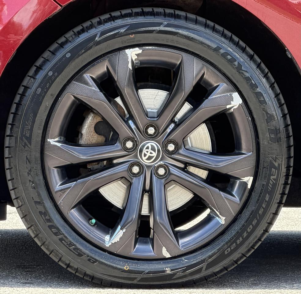 2022 Toyota Sienna XSE 7-Passenger FWD Photo