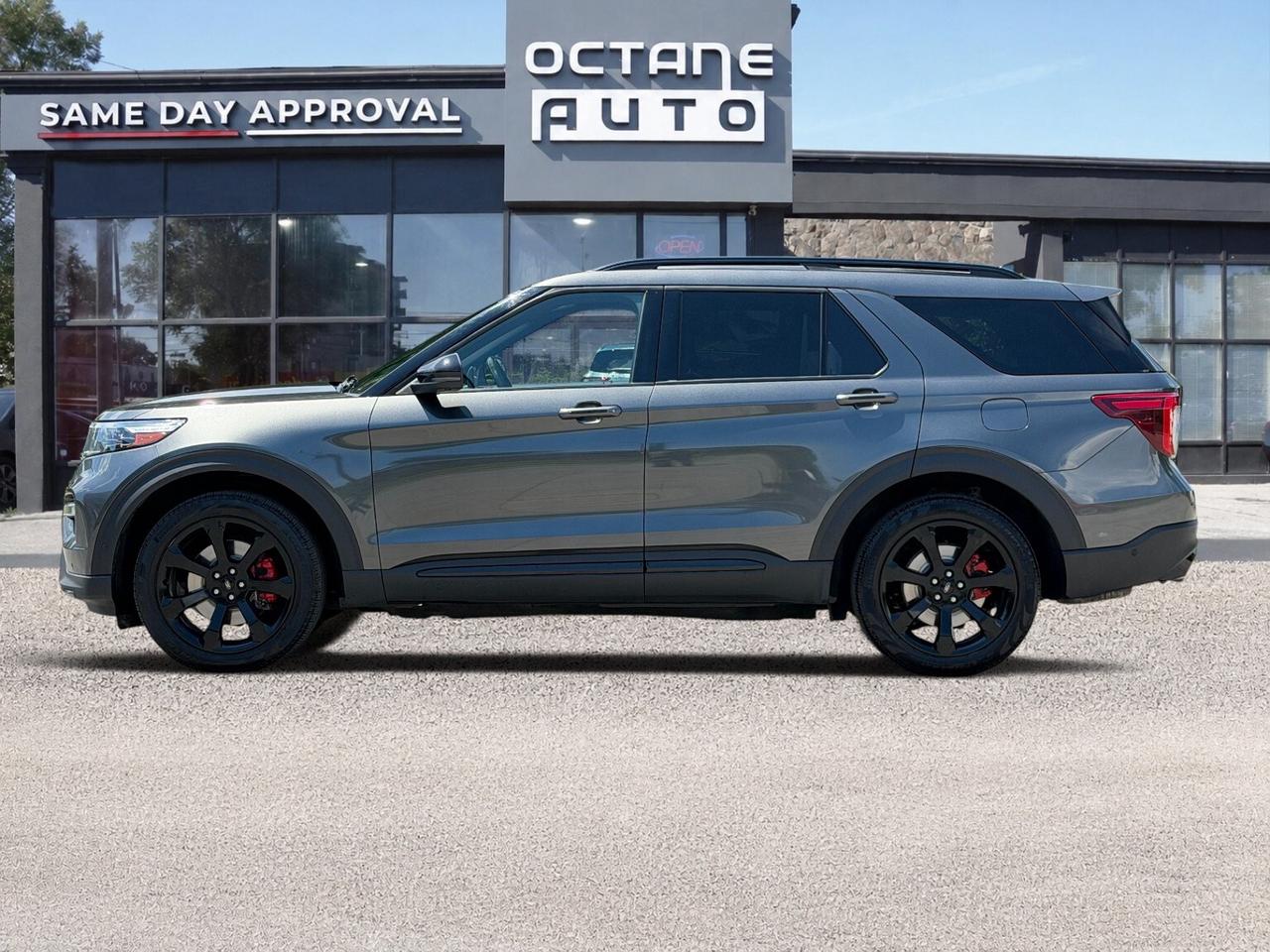 2020 Ford Explorer ST 4WD Photo
