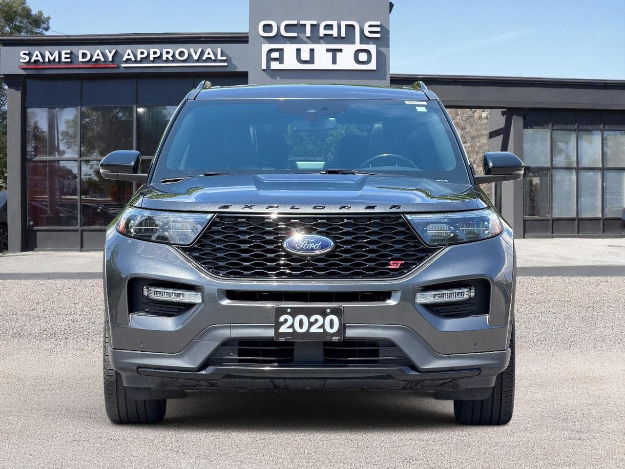 2020 Ford Explorer ST 4WD Photo