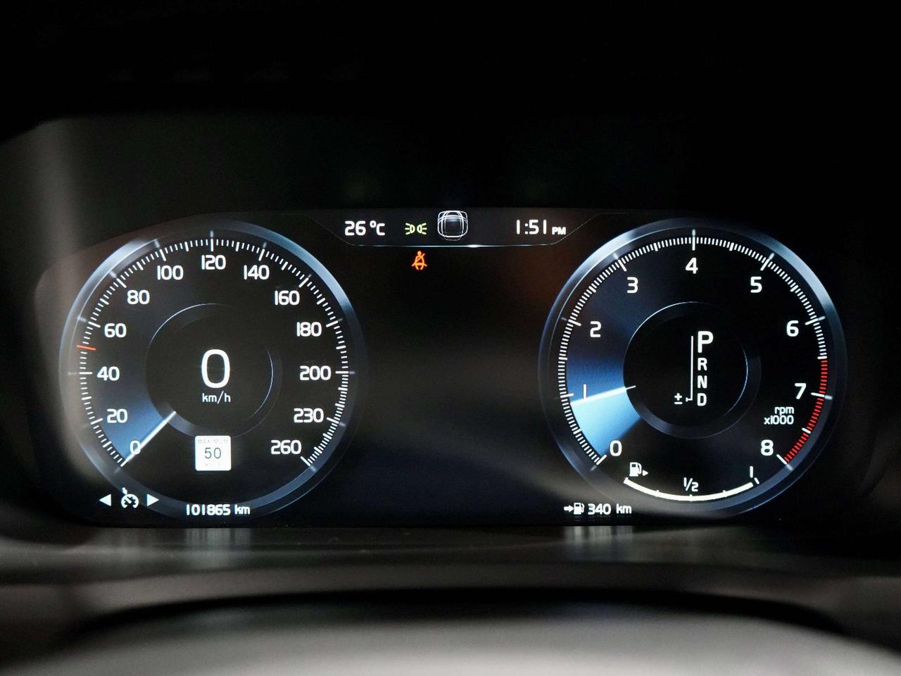 2019 Volvo XC90 R-Design|NO ACCIDENT|7SEATS|PANO|AUTO PARK Photo