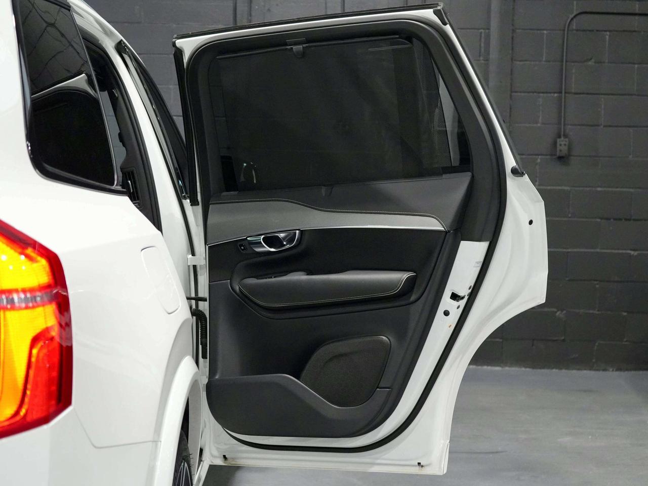 2019 Volvo XC90 R-Design|NO ACCIDENT|7SEATS|PANO|AUTO PARK Photo