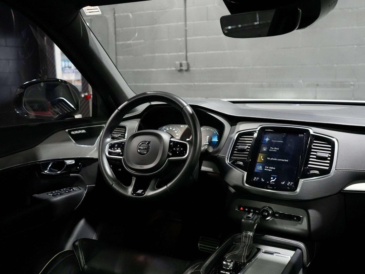 2019 Volvo XC90 R-Design|NO ACCIDENT|7SEATS|PANO|AUTO PARK Photo