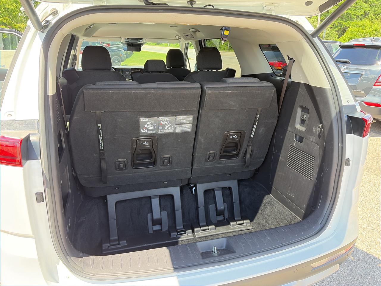 2024 Kia Carnival LX, CLEAN CARFAX, POWER SLIDING DOORS, 8 PASSENGER - Photo #13