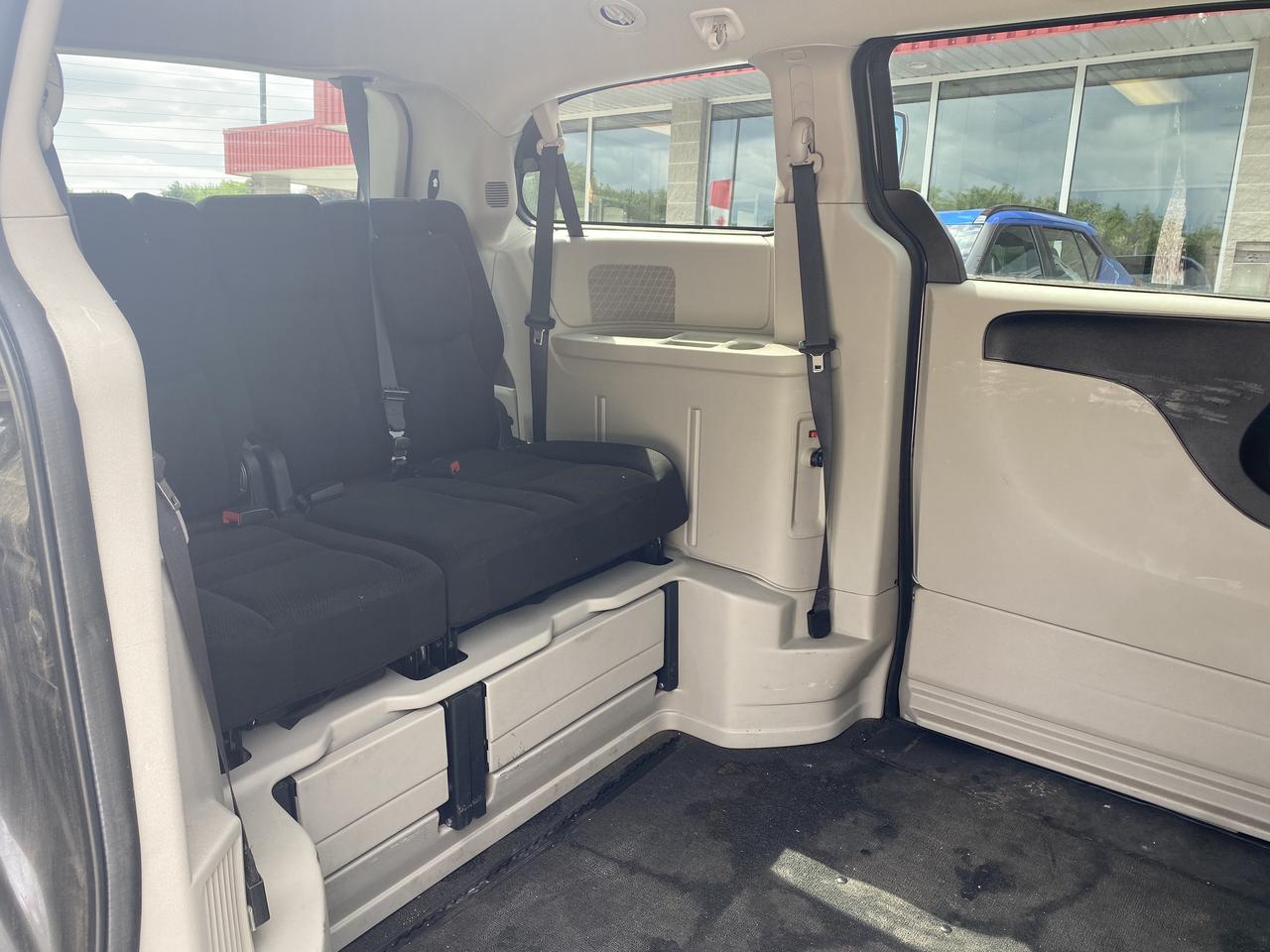 2016 Dodge Grand Caravan CVP, WHEEL CHAIR VAN, SIDE LOAD, DRIVER ACCESSIBLE Photo