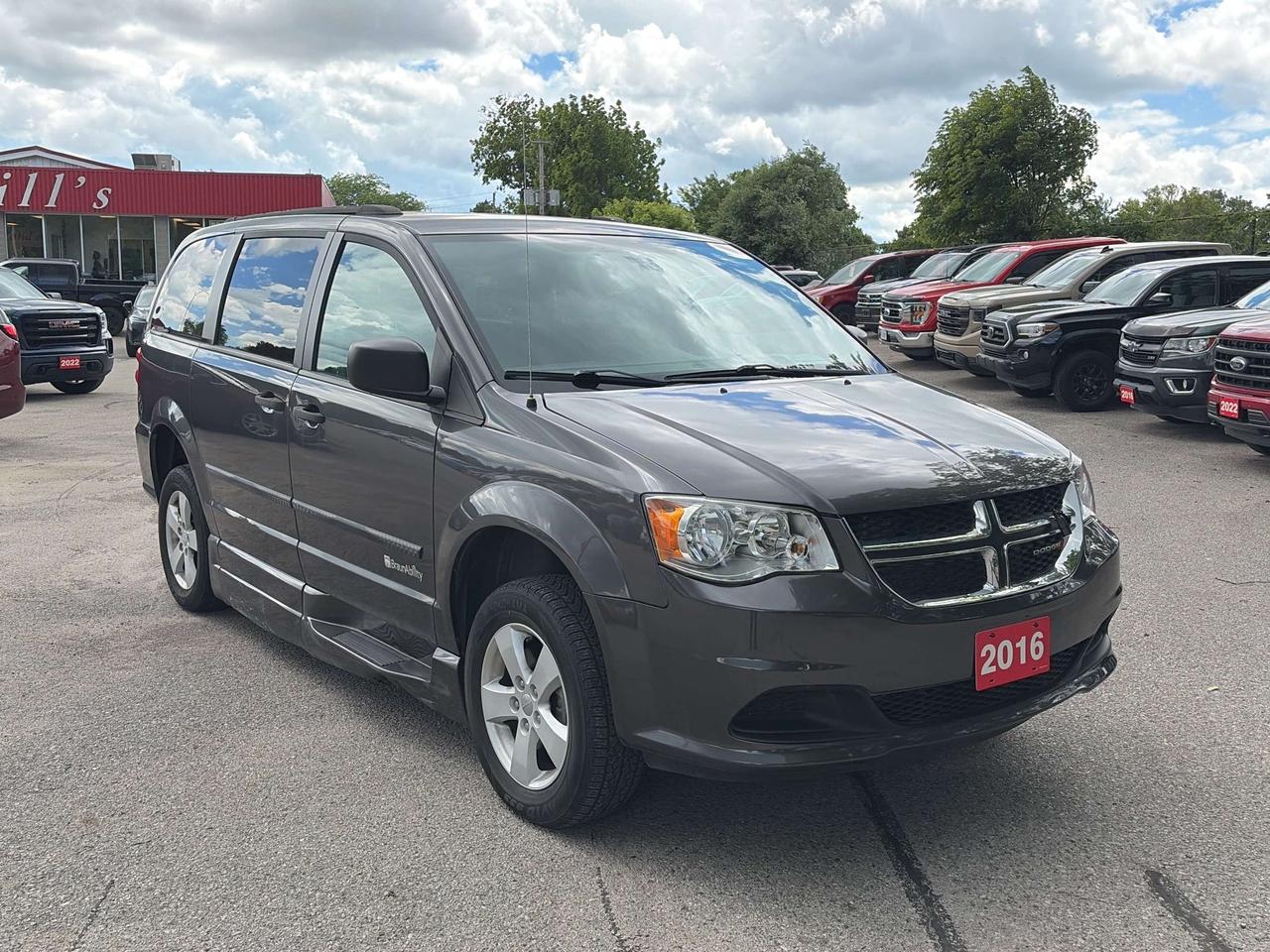 2016 Dodge Grand Caravan CVP, WHEEL CHAIR VAN, SIDE LOAD, DRIVER ACCESSIBLE Photo
