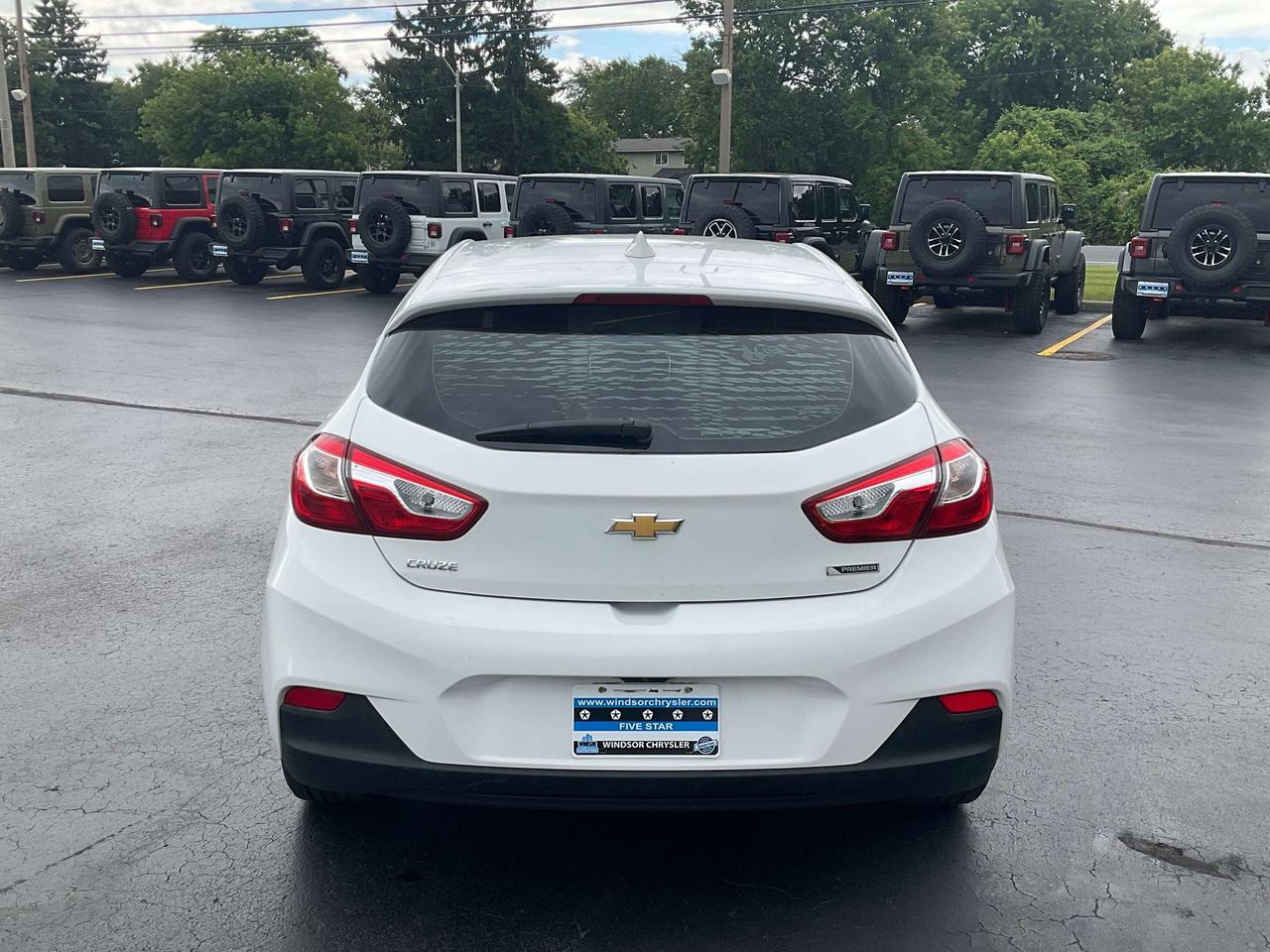 2018 Chevrolet Cruze  Photo