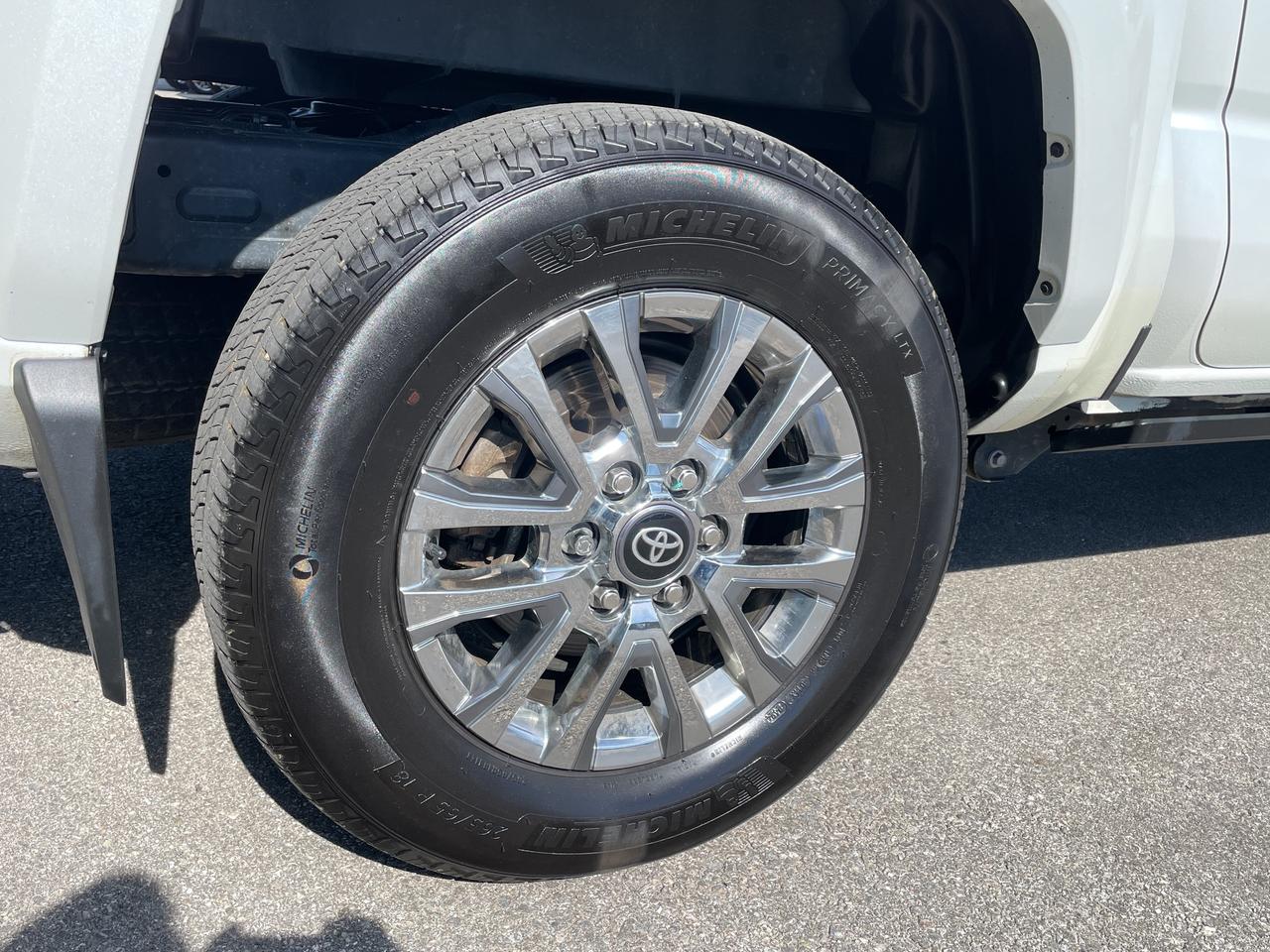 2024 Toyota Tacoma Hybrid Limited Photo