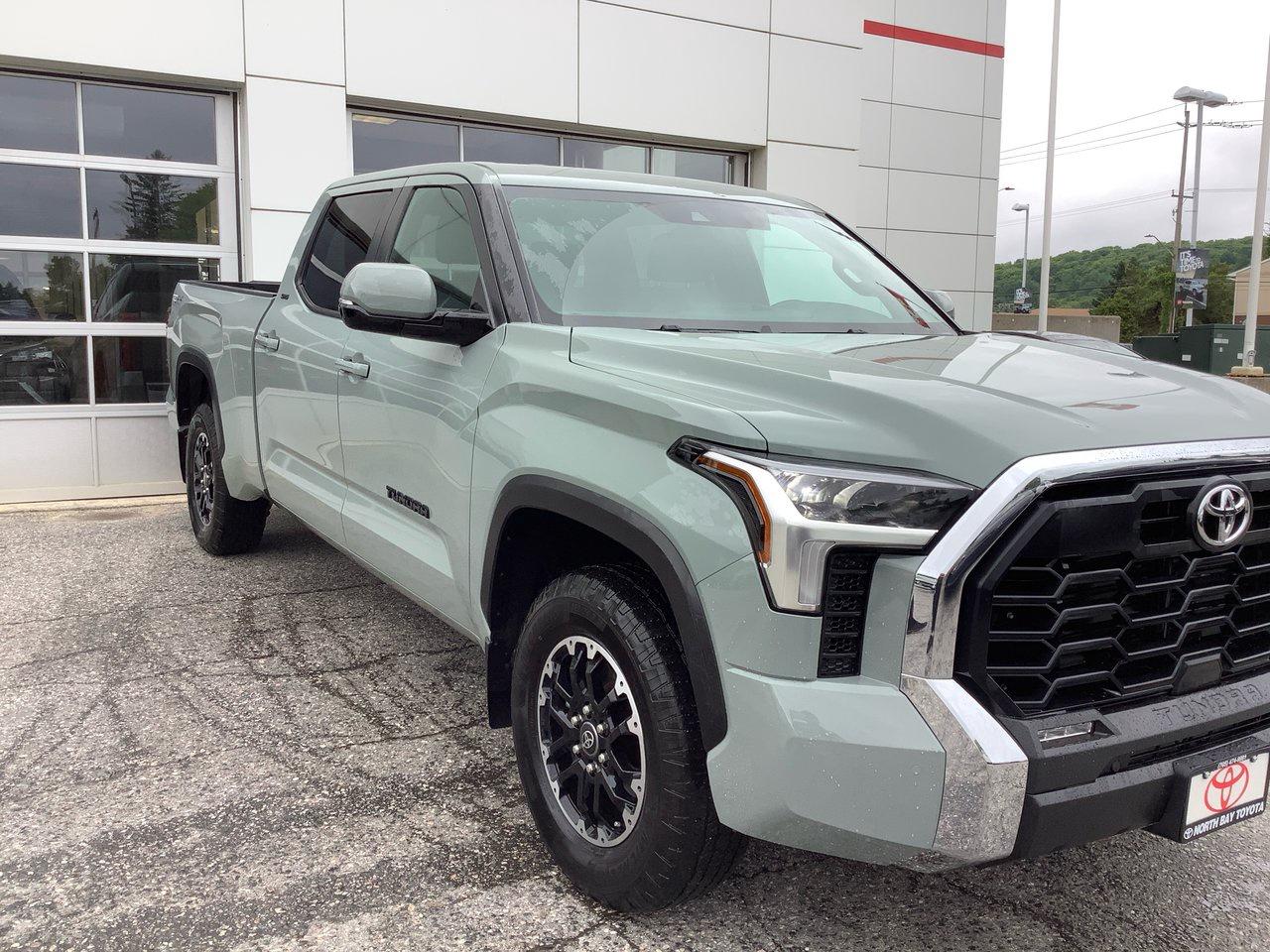2025 Toyota Tundra SR5 Photo2