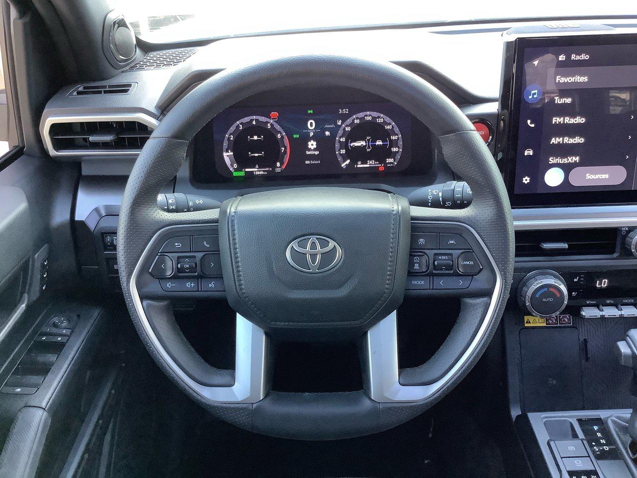 2025 Toyota 4Runner TRD OFF ROAD PR Photo