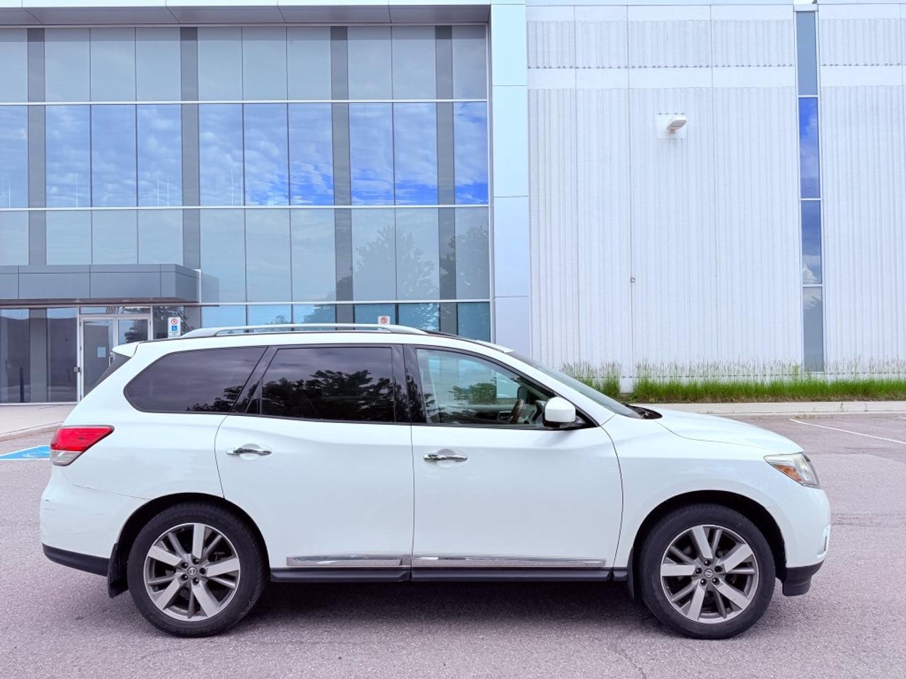2014 Nissan Pathfinder S 4dr Front-wheel Drive CVT Photo