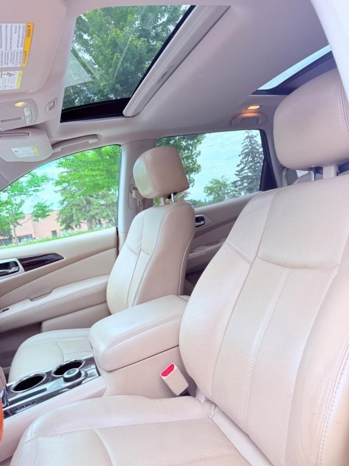 2014 Nissan Pathfinder S 4dr Front-wheel Drive CVT Photo