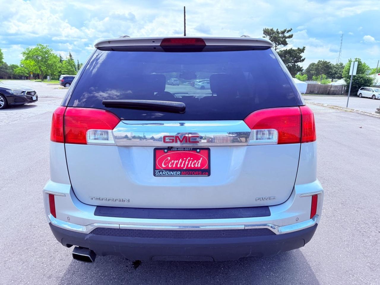 2017 GMC Terrain SL Front-wheel Drive Automatic Photo4