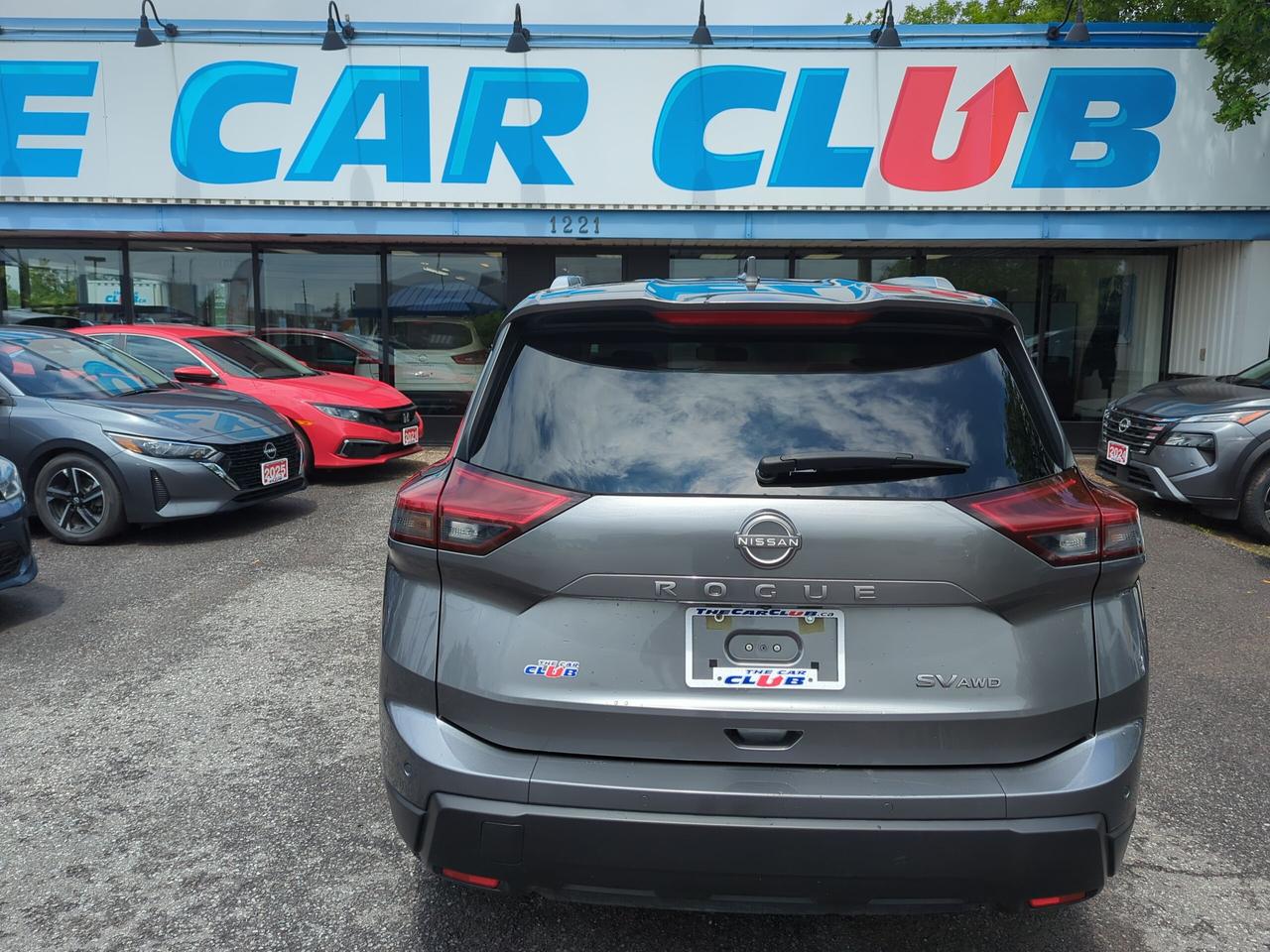 2024 Nissan Rogue SV MOONROOF