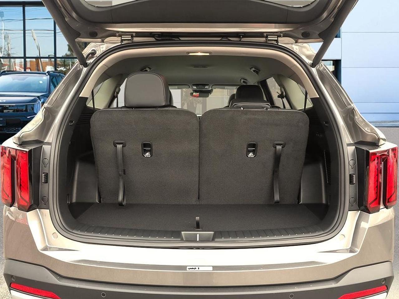 2026 Kia Sorento PHEV EX AWD Photo