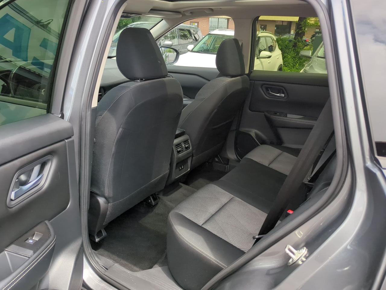 2024 Nissan Rogue SV MOONROOF