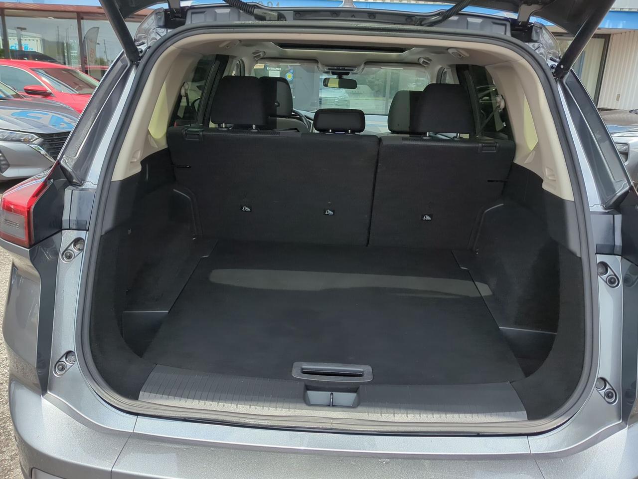 2024 Nissan Rogue SV MOONROOF