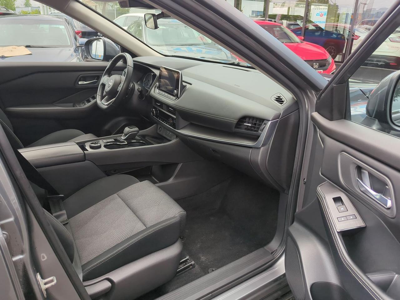 2024 Nissan Rogue SV MOONROOF