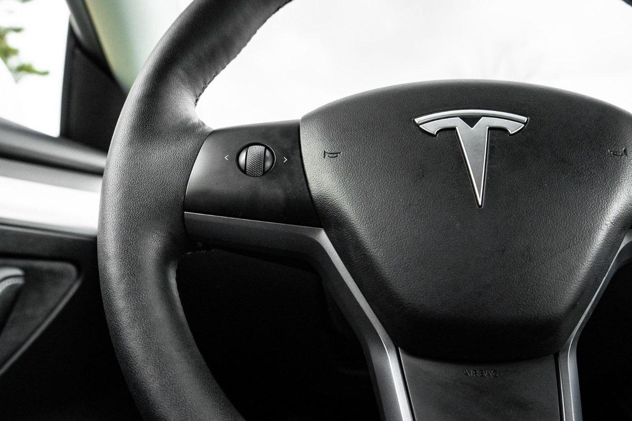 2022 Tesla Model 3 Base RWD Photo