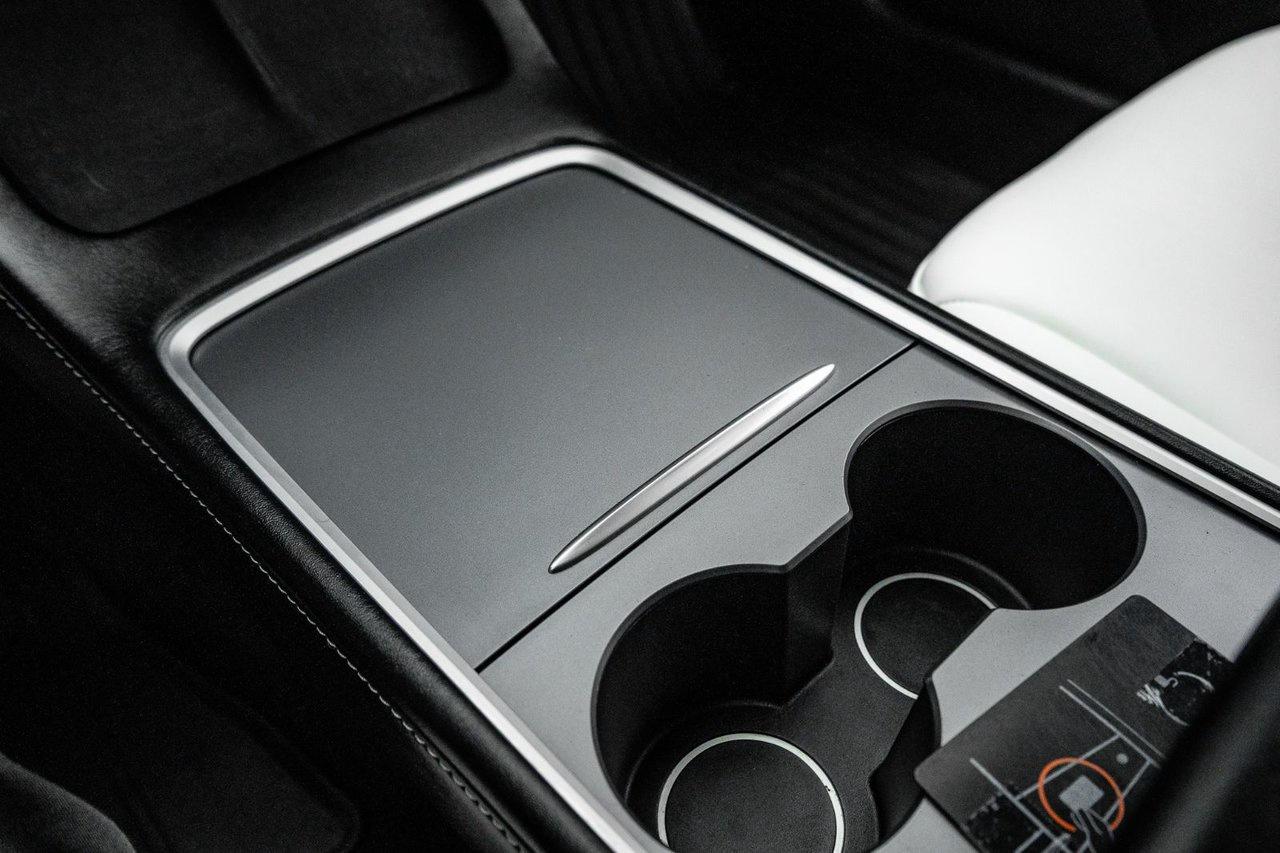 2022 Tesla Model 3 Base RWD Photo