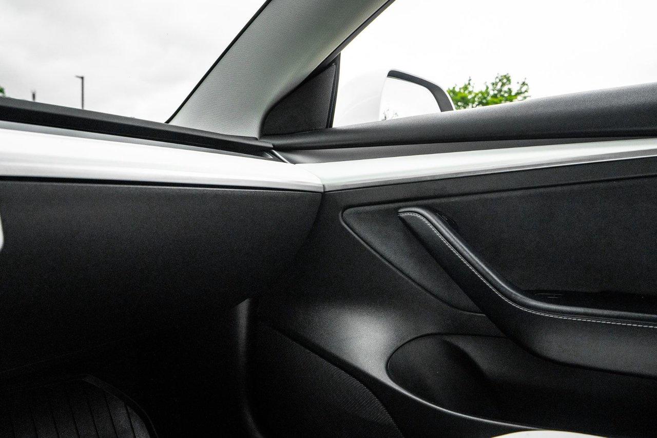 2022 Tesla Model 3 Base RWD Photo