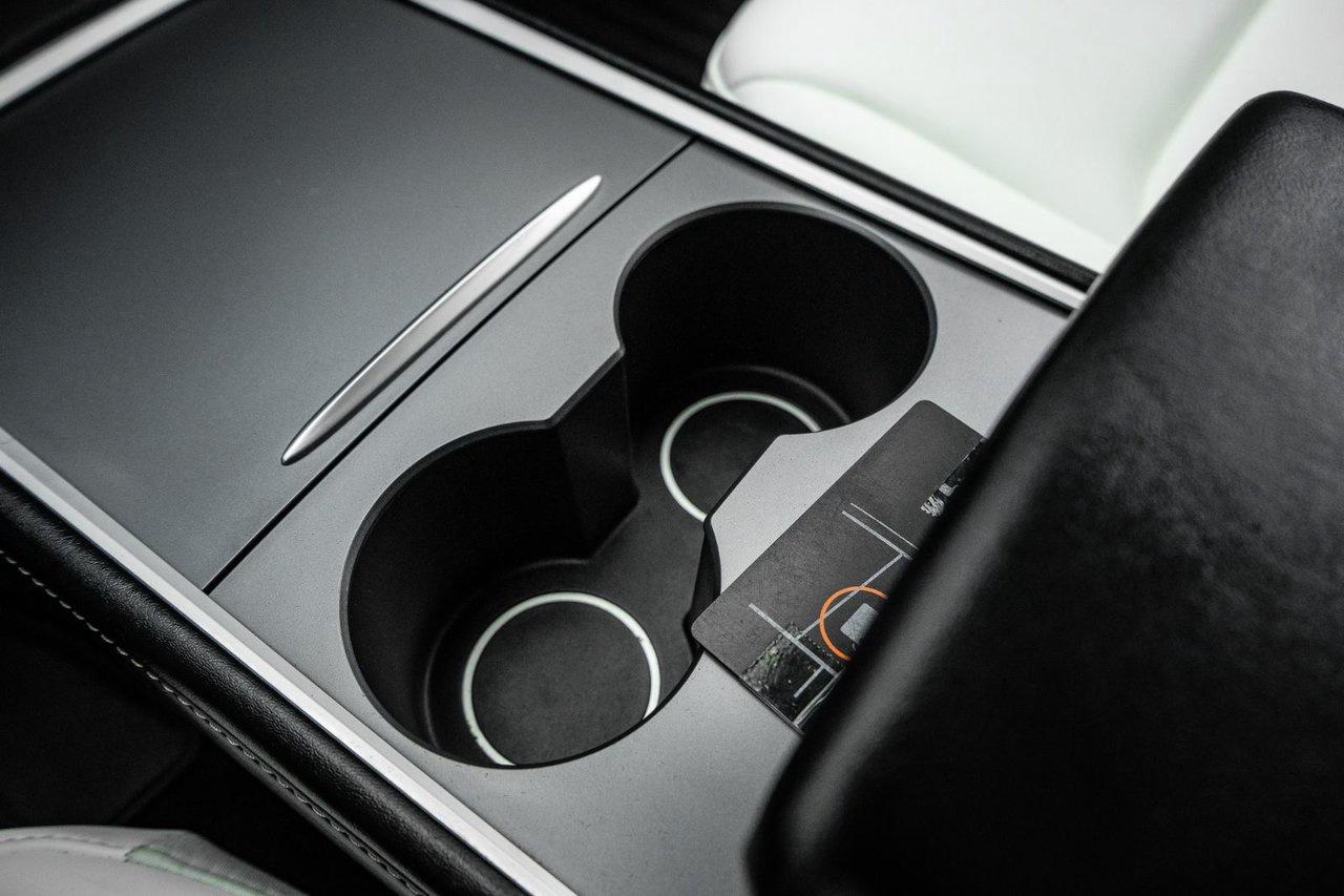 2022 Tesla Model 3 Base RWD Photo