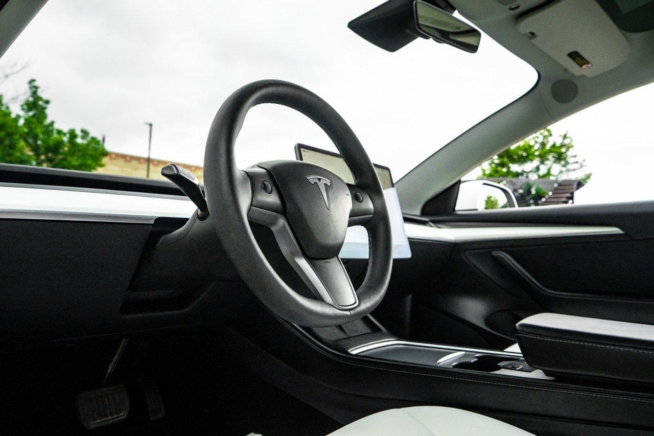2022 Tesla Model 3 Base RWD Photo