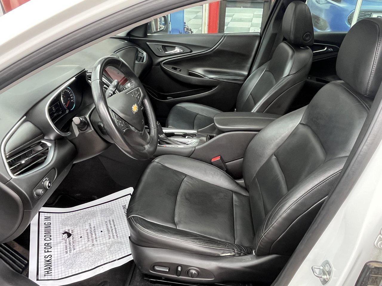 2016 Chevrolet Malibu LT Photo