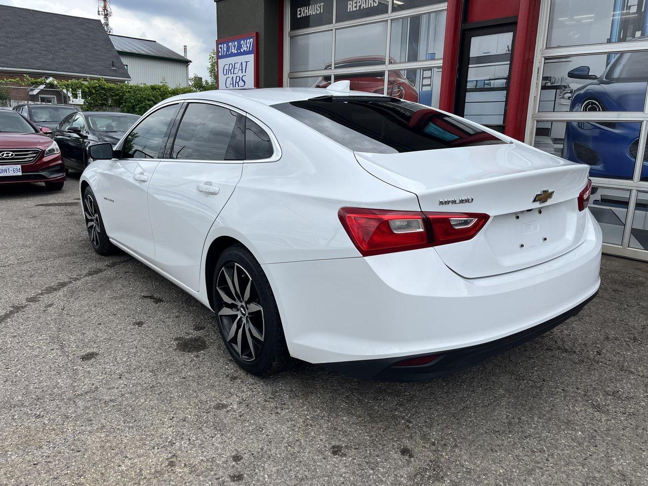 2016 Chevrolet Malibu LT Photo