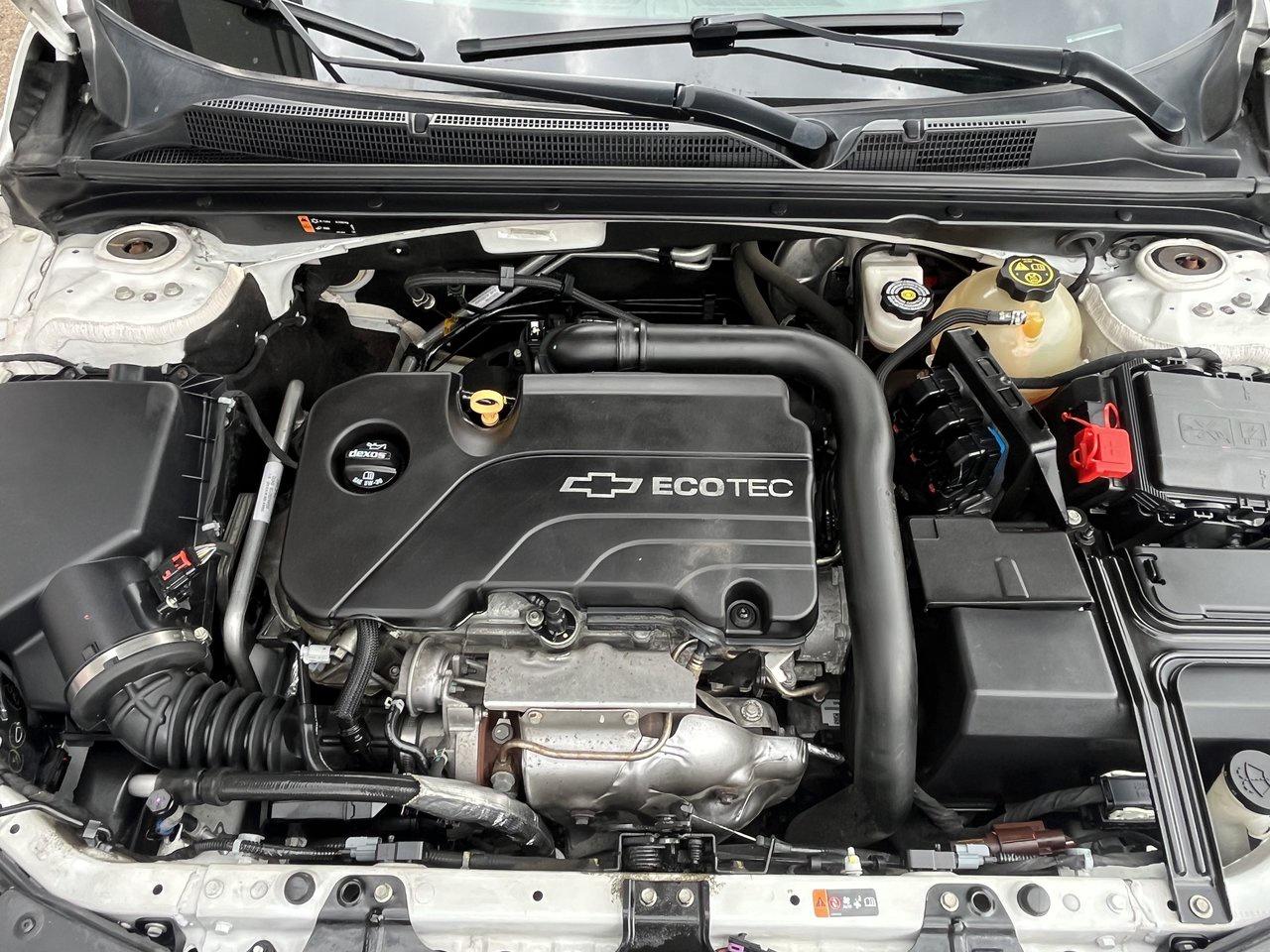 2016 Chevrolet Malibu LT Photo