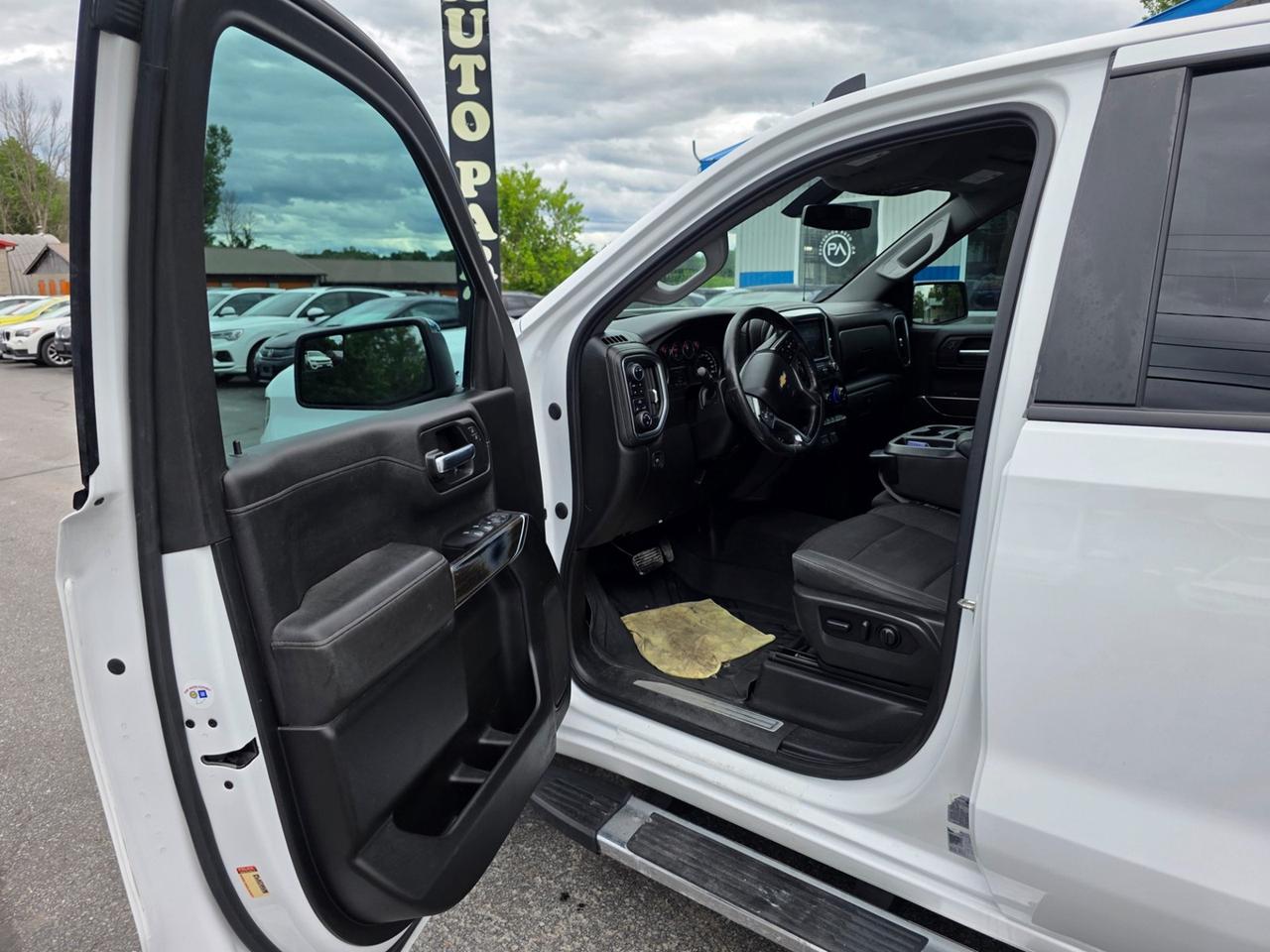 2022 Chevrolet Silverado 1500 Limited LT Photo
