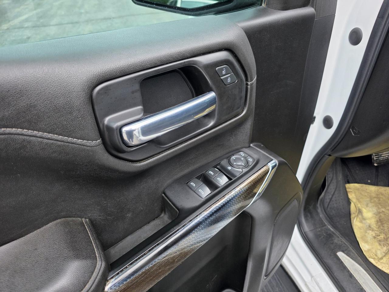 2022 Chevrolet Silverado 1500 Limited LT Photo