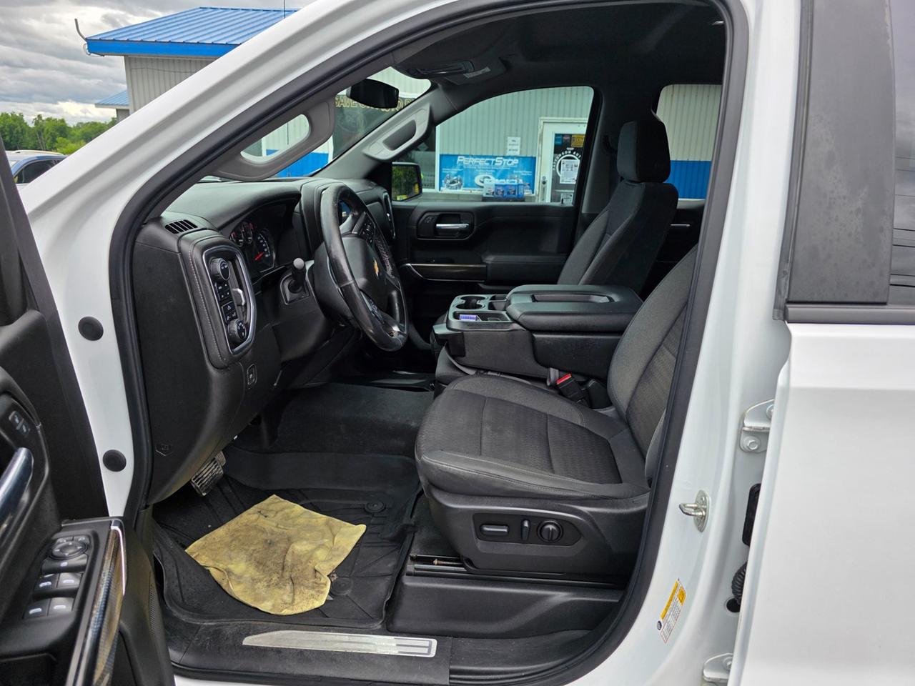 2022 Chevrolet Silverado 1500 Limited LT Photo