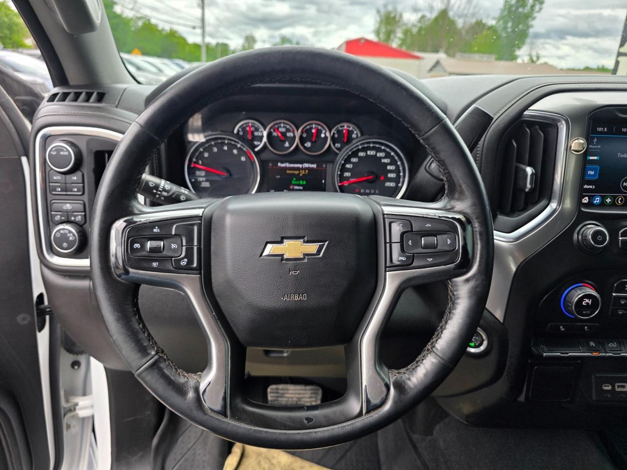2022 Chevrolet Silverado 1500 Limited LT Photo