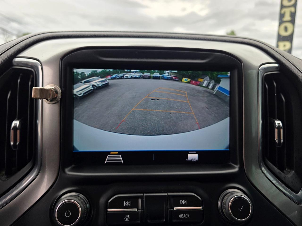 2022 Chevrolet Silverado 1500 Limited LT Photo