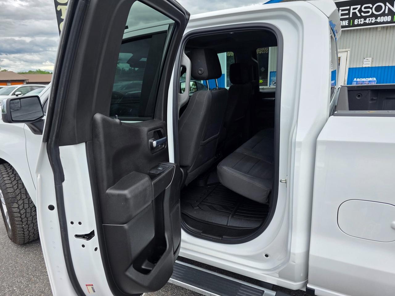 2022 Chevrolet Silverado 1500 Limited LT Photo