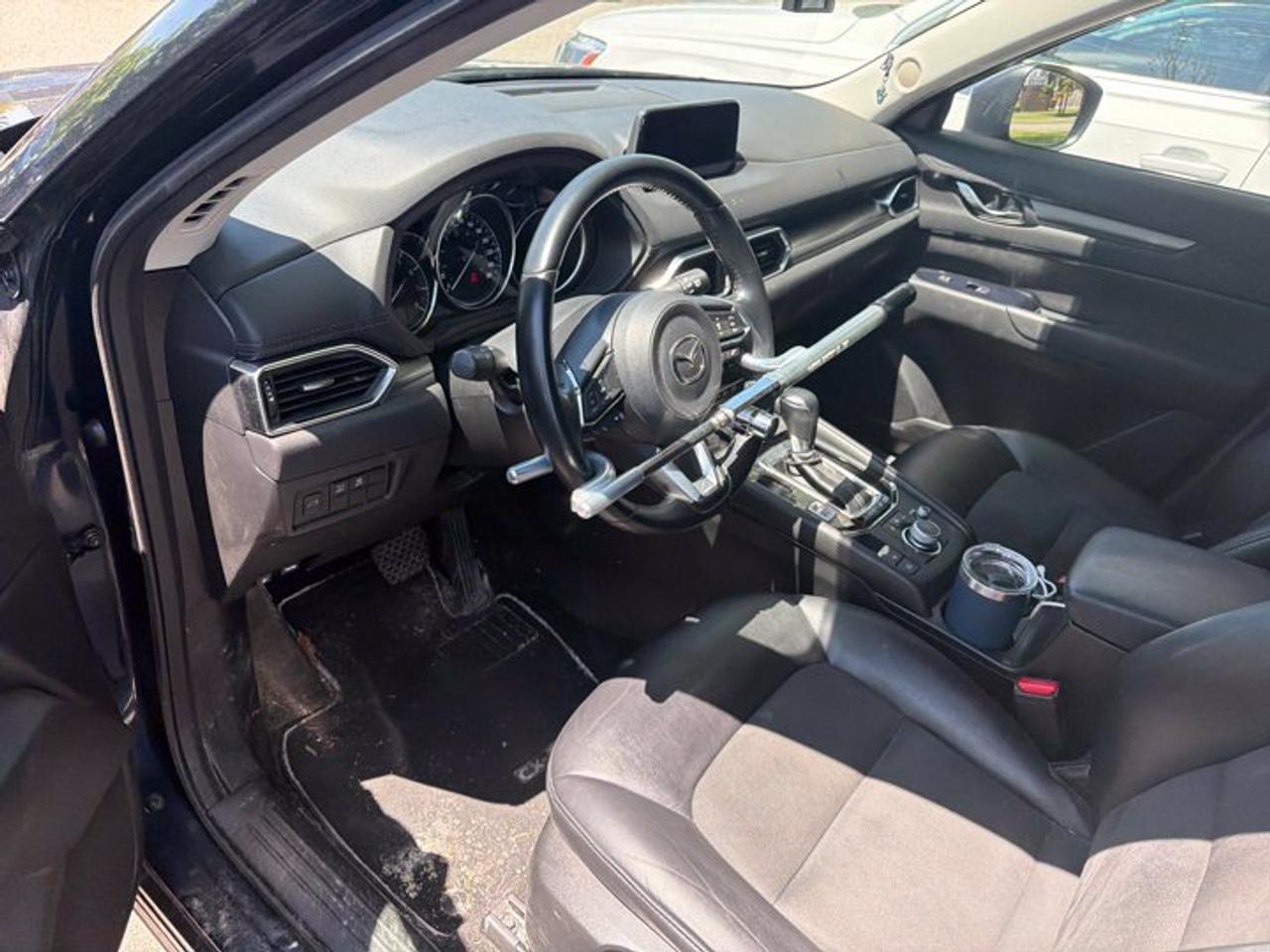 2020 Mazda CX-5 GS AWD | Sunroof | Heated Wheel + Seats | Radar Cruise | CarPlay + Android | Power Seat | and More ! Photo