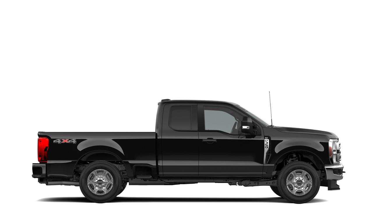 2026 Ford Super Duty F-350 XLT Photo4