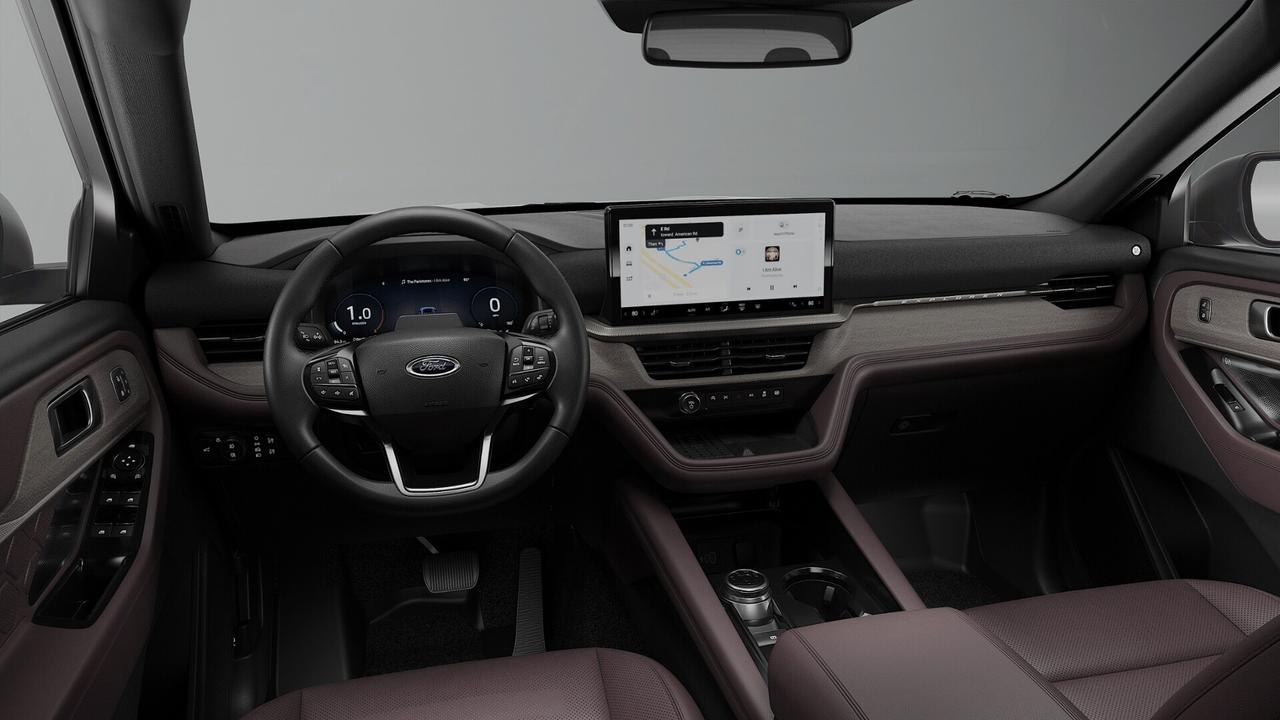 2026 Ford Explorer Platinum Photo