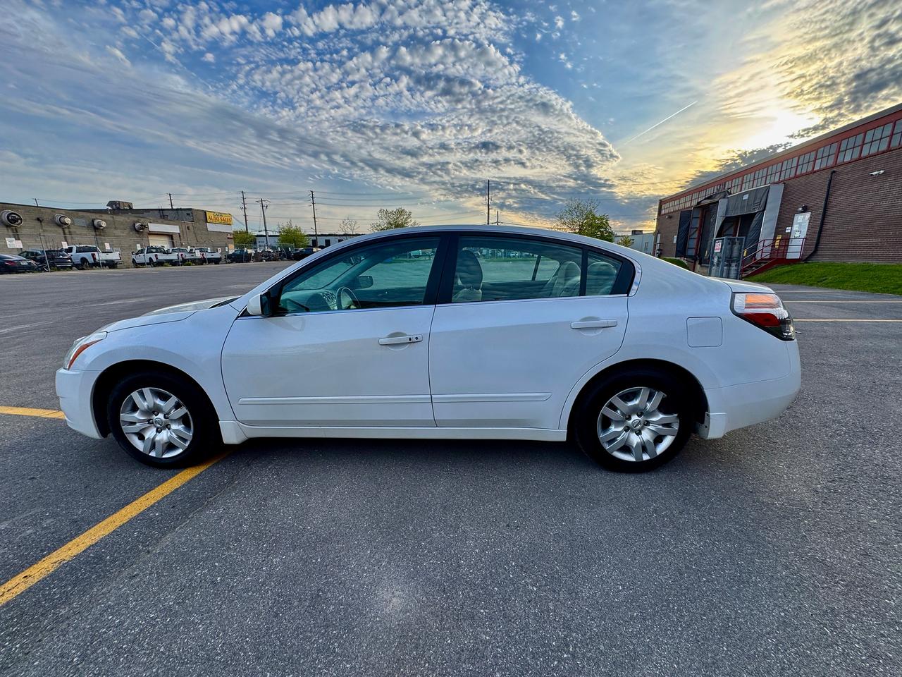 2012 Nissan Altima 4dr Sdn I4 Man 2.5 S Photo