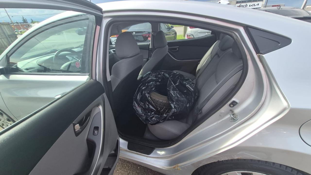 2012 Hyundai Elantra GL, MANUAL, 2 SETS OF TIRES, 4 CYL, AS IS SPECIAL Photo