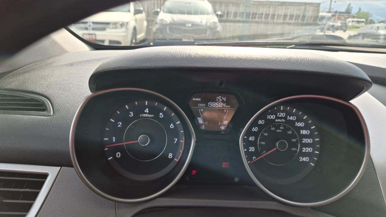 2012 Hyundai Elantra GL, MANUAL, 2 SETS OF TIRES, 4 CYL, AS IS SPECIAL Photo