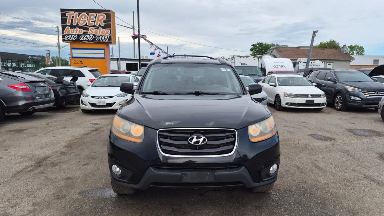 2011 Hyundai Santa Fe AS IS SPECIAL, GL SPORT, ALLOYS, V6, FWD Photo