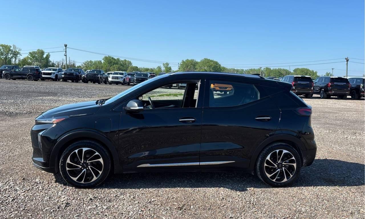 2022 Chevrolet Bolt EUV Premier EV | NEW ARRIVAL | PLEASE CALL A HEAD | ONE OWNER | ACCIDENT FREE Photo