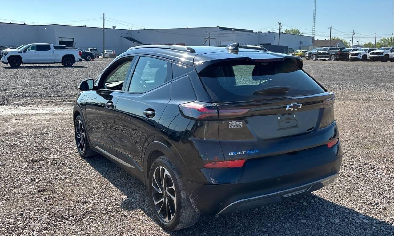 2022 Chevrolet Bolt EUV Premier EV | NEW ARRIVAL | PLEASE CALL A HEAD | ONE OWNER | ACCIDENT FREE Photo