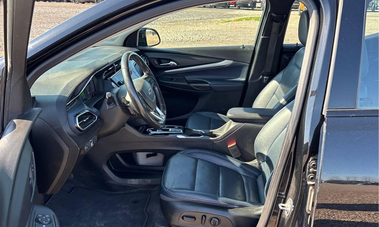2022 Chevrolet Bolt EUV Premier EV | NEW ARRIVAL | PLEASE CALL A HEAD | ONE OWNER | ACCIDENT FREE Photo