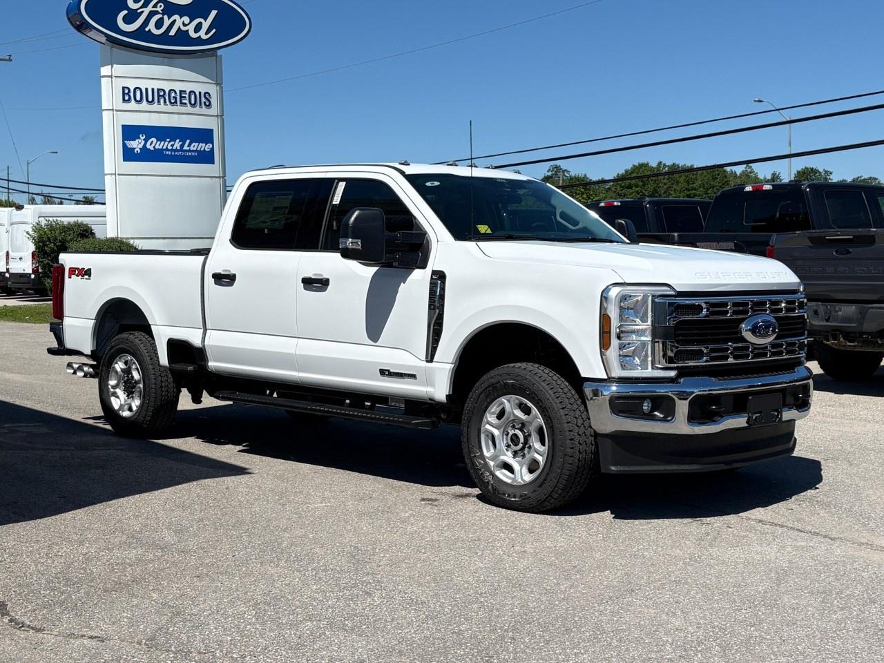 2026 Ford F-250 Super Duty SRW XLT 4WD CREW CAB 6.75' BOX Photo4