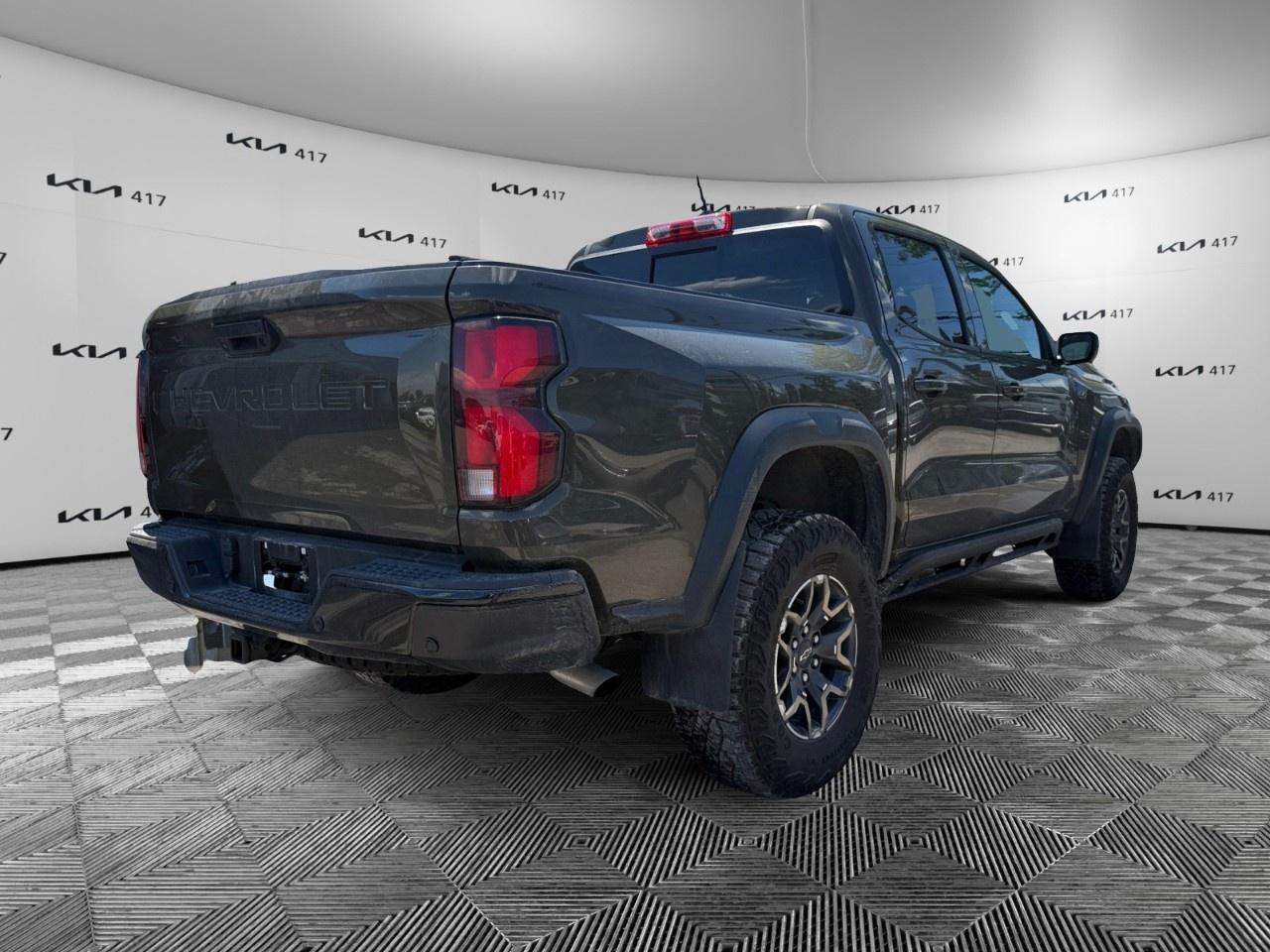 2024 Chevrolet Colorado Crew Cab Short Box 4-Wheel Drive ZR2 Photo