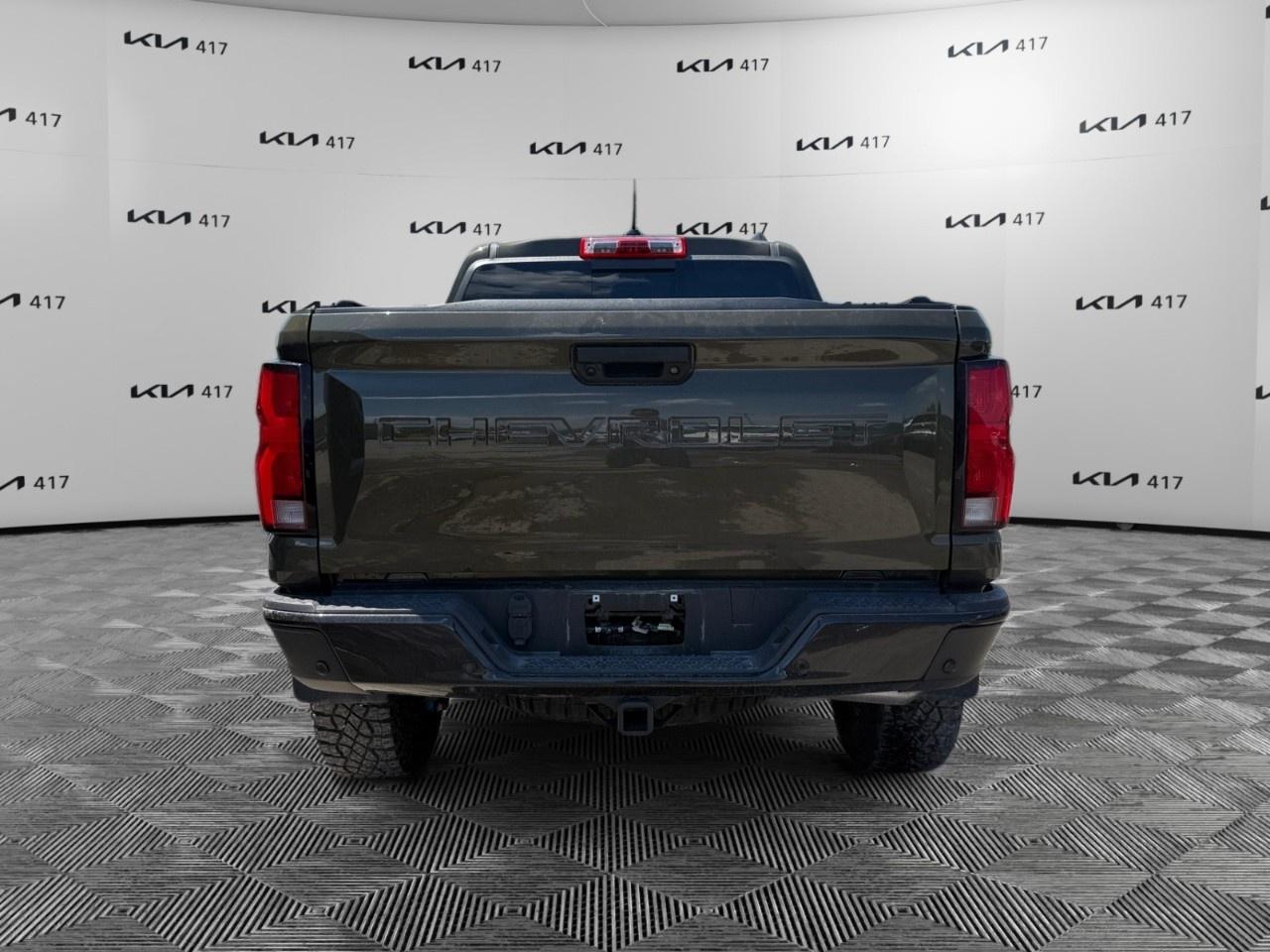2024 Chevrolet Colorado Crew Cab Short Box 4-Wheel Drive ZR2 Photo